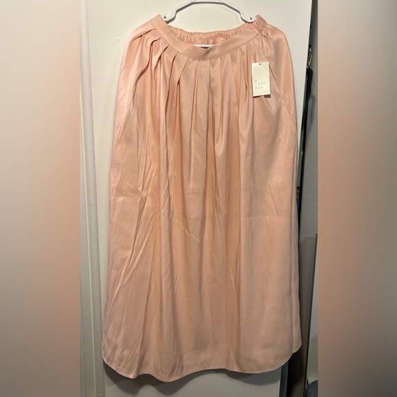 a new day Dresses & Skirts - Elegant Pink Skirt